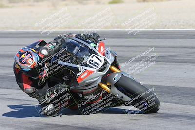 media/Dec-07-2025-CVMA (Sun) [[3e7d2de5dc]]/Race 4-Supersport Middleweight/